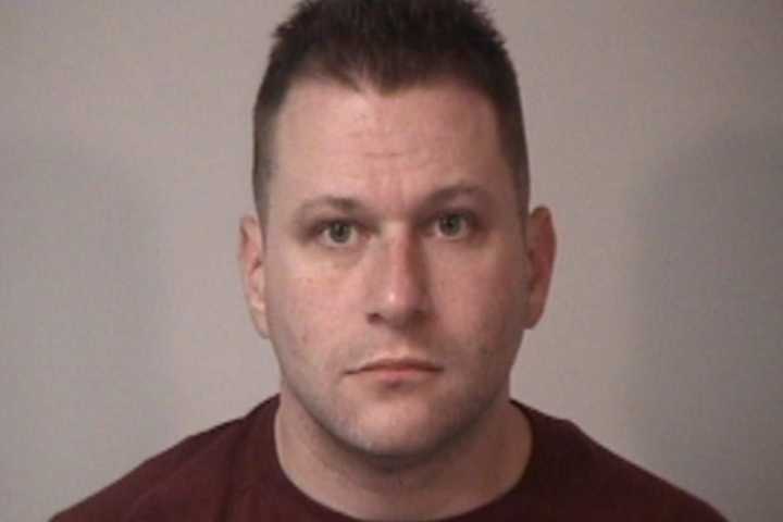 PWC Teacher Caught Sexting Former Students Under 18: Police