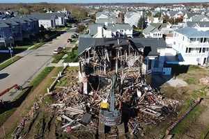 Jersey Shore Hotel Demolished For Townhouses