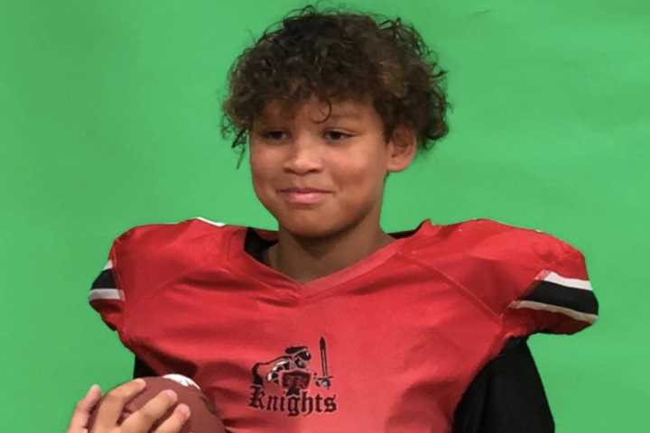 'Insane Injury, Average Tackle:' NJ Teen Quarterback Suffers Broken Pelvis, Dislocated Hip