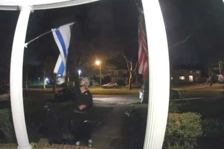 Vandal Rips Down Israeli Flag Hanging Outside NJ Home (VIDEO)