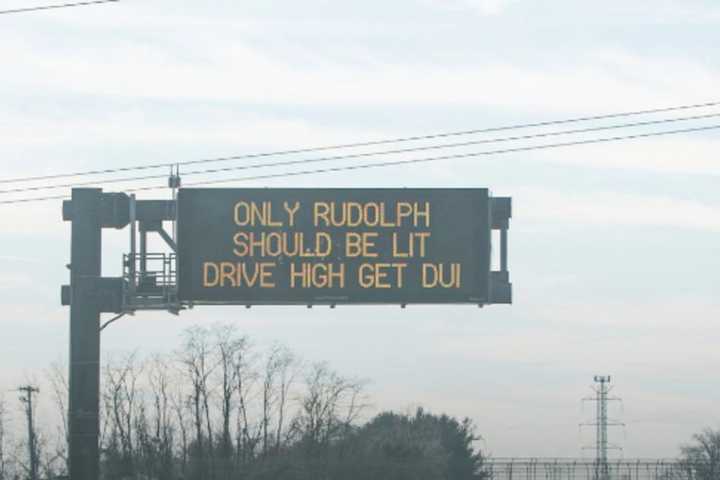 Federal Scrooges Nix Humorous NJ Holiday Highway Signs