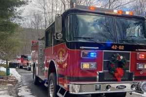 Off-Duty Trooper Was First To Arrive At Sussex County Blaze That Killed 2 Pets: Officials