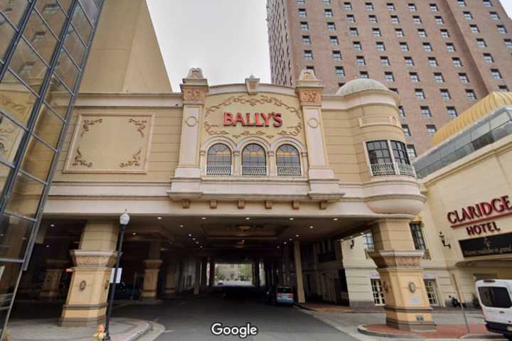 NYC Couple Arrested At Bally's Atlantic City After Refusing To Pay For Taxi Ride: Police