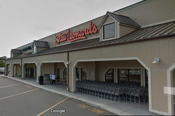 Stew Leonard's Issues Recall Of These Apple Desserts