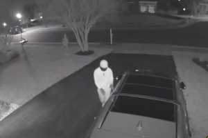 Car Burglars Hit 26 Vehicles In Leesburg (VIDEO)