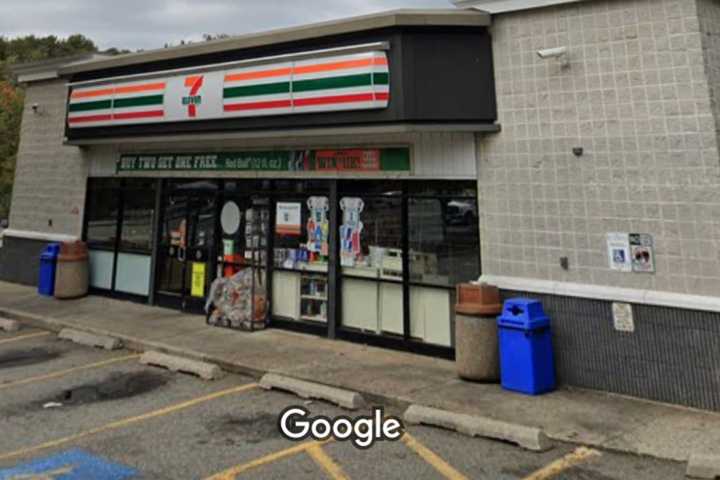 7-11 Robbed By Armed Suspect On Route 9 In Old Bridge