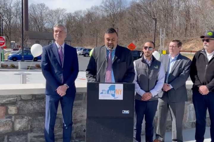 Renovated Service Area Opens On Parkway In Westchester: Features Larger Store, More Restrooms