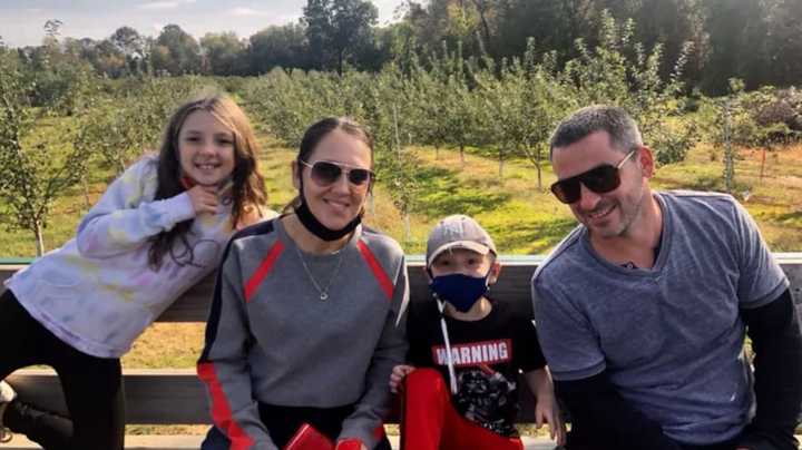 Shana Sabatini pictured with her family.&nbsp;