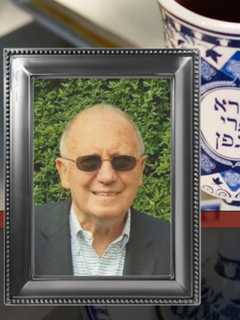Samuel Shapiro, 93, Longtime Leonia Physician