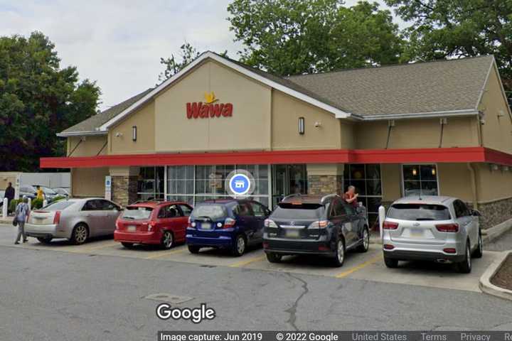 Suspects Sought In Wawa Parking Lot Shooting In Lansdowne