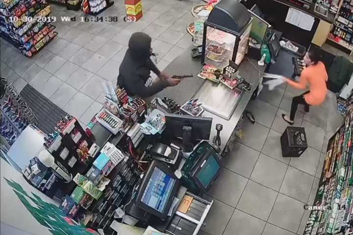 WATCH: Dramatic Footage Shows Armed Holdup Of Bloomfield Gas Station