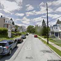 Man Stabbed After Confronting Car Thieves Outside Montgomery County Home, Police Say