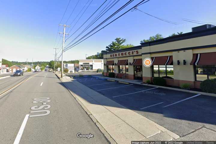 Man Stabbed Outside Delco Restaurant: Police