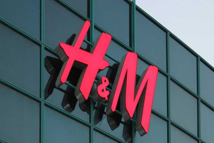 H&M Ramps Up Store Closings - Number Of Shops To Be Shuttered Keeps Rising