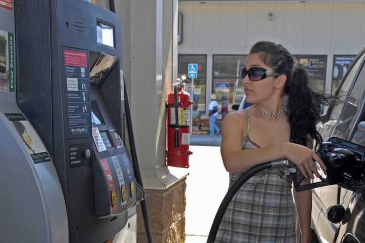 AAA Forecasts Fall Gas Prices - Where To Get The Lowest-Price Gas Now