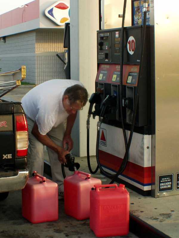 AAA Forecasts Fall Gas Prices - Where To Get The Lowest-Cost Gas Now