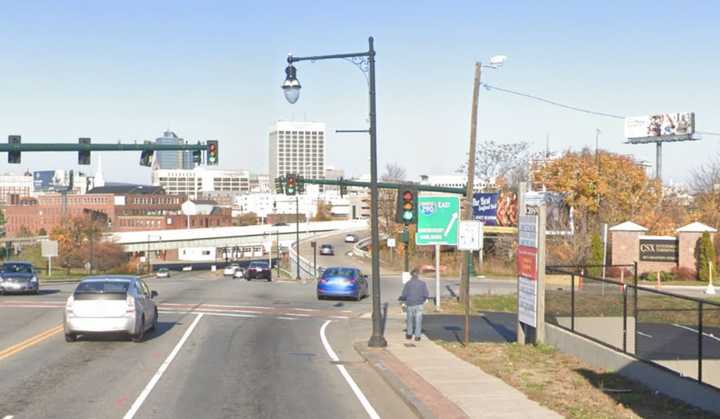 Grafton Street at the I-290 off-ramp in Worcester