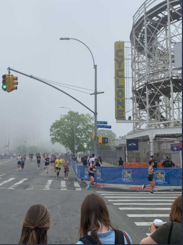 Runner Dies After Collapsing At Finish Line Of Half-Marathon In NYC