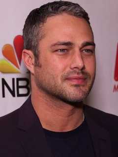 'Chicago Fire' Star Taylor Kinney Spotted With GF At PA Restaurant