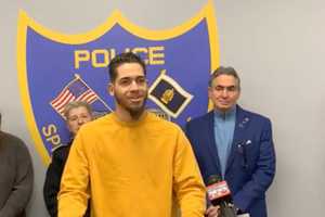 Springfield Community Applauds Good Samaritan Who Saved Officers' Lives