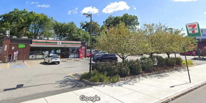 A Worcester man robbed the 7-Eleven at 409 Park Ave. early Wednesday, Jan. 25.