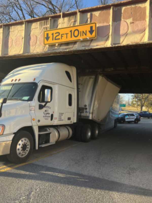 Stuck Truck In Carlisle Closes Roads: Police