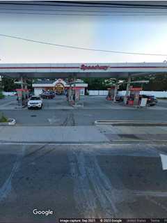 Suspect On Loose After Armed Robbery At Long Island Gas Station