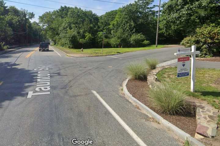 (UPDATED) Police ID Man Killed In While Walking In Plainville