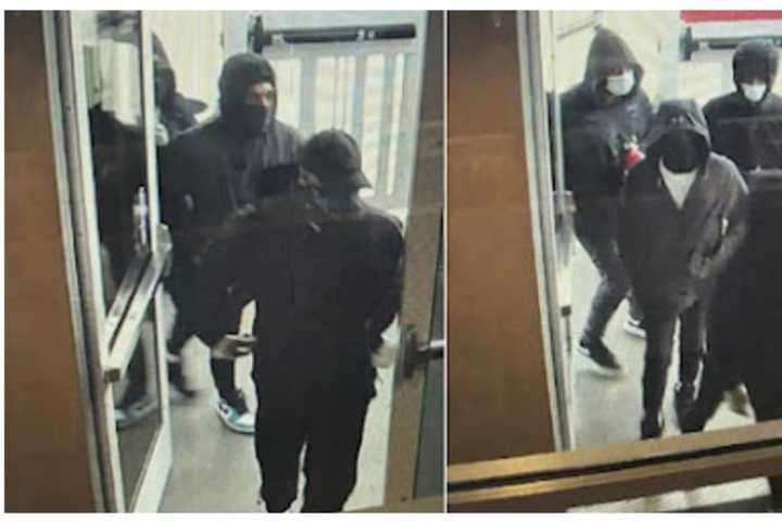 Casino Thieves Who Grabbed Gaming Chips At MGM National Harbor At Large: Police