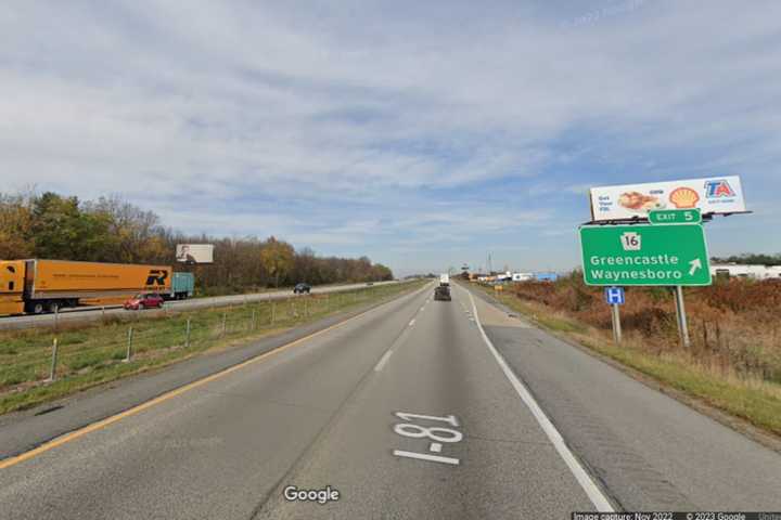 Chambersburg Woman Dies In Crash Into PennDOT Sign On I-81: PSP