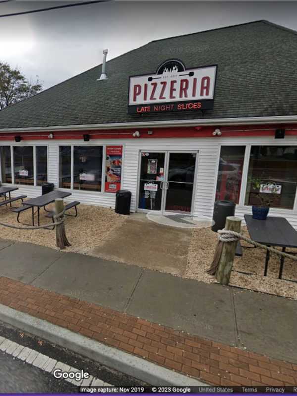 This Dutchess County Eatery Ranks Among NY's Top 11 Pizzerias, Report Says