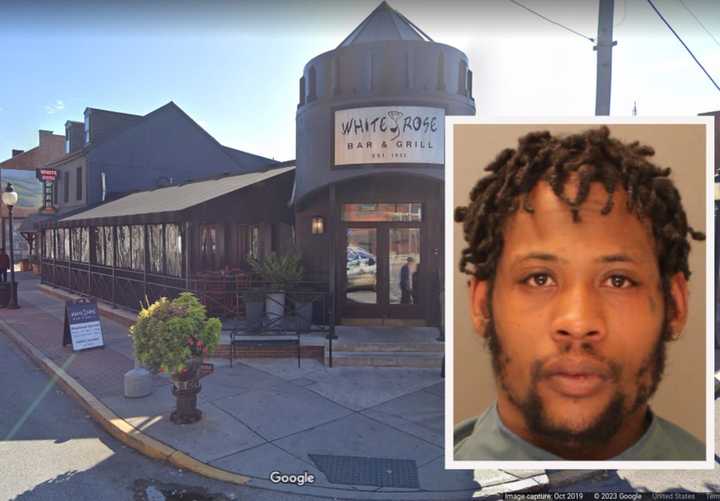 White Rose Bar &amp; Grill where the stabbing happened in the parking lot and Boyzle Maddox III.