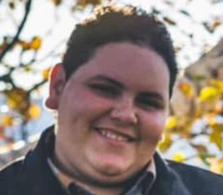Devoted Easton mom of two Sharlyn Alvarnaz died at her home in the loving embrace of her family on Saturday, May 20. She was 27.