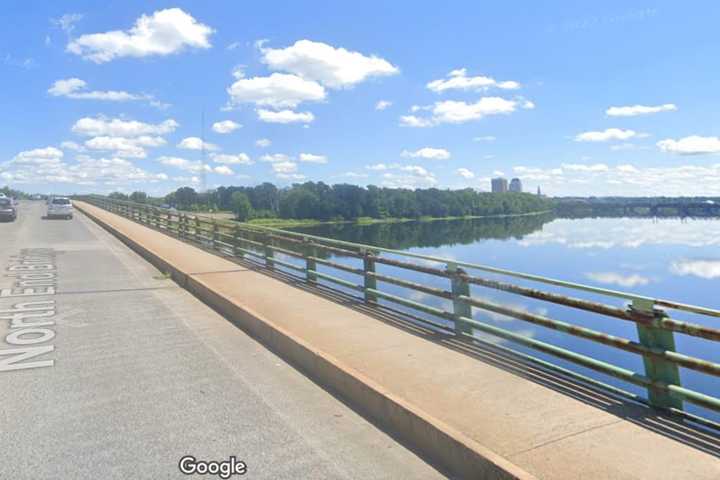 Quick-Thinking Manager Saves Suicidal Man From Connecticut River In Western Mass