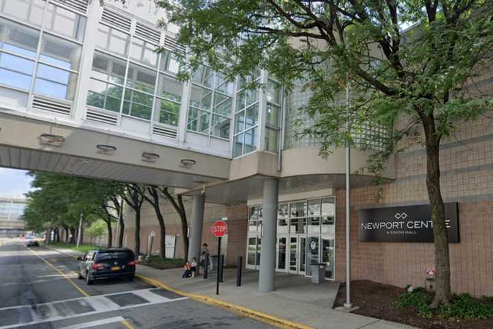 Sunglasses Totaling Nearly $1K Snatched In Strong-Arm Robbery At Newport Centre: Authorities