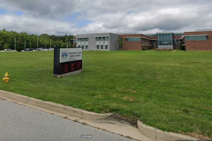 School Staffer Allowed Students To Fight Inside Charles County MS Classroom, Sheriff Says