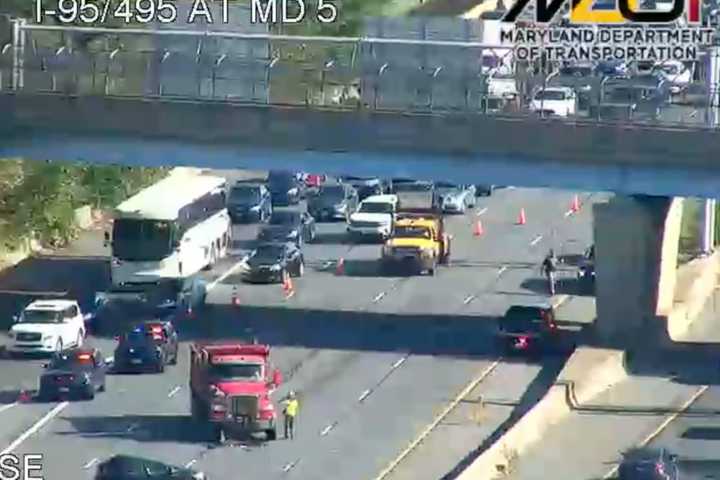 Crash Near Capital Beltway Backs Up Traffic For Miles In Prince George's County: DOT