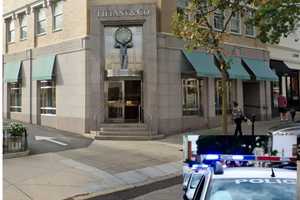 19-Year-Old Wearing Wig, Makeup Robs CT Tiffany Store At Gunpoint