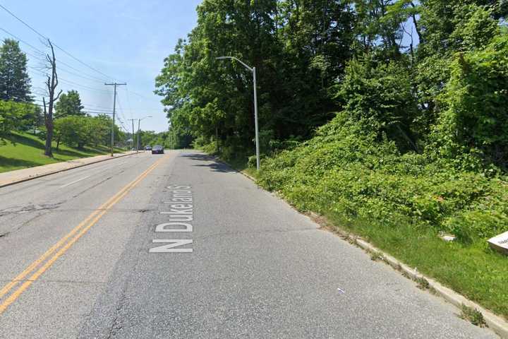 Dead Body Found In Baltimore Woods Near Park, Elementary School, Police Say (DEVELOPING)