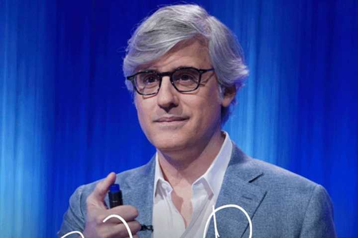 Shot At Redemption Slips Through Bethesda Native Mo Rocca's Hands In Celebrity Jeopardy! Win