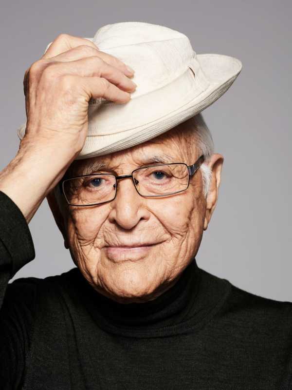 Norman Lear, Iconic Sitcom Producer Who Lived, Attended College In Massachusetts, Dies