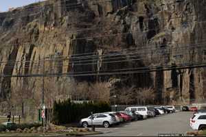 Cars Crushed By Rock Slide In North Bergen: Reports