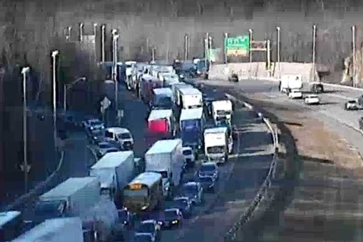 Fiery Crash Jams Traffic On Route 287 In Pequannock