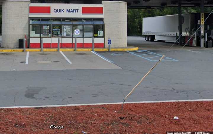 Quik Mart in Montague