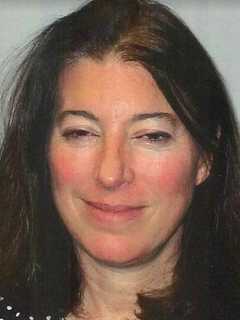 Missing Front Plate Results In DUI Charge For New Canaan Woman, Police Say