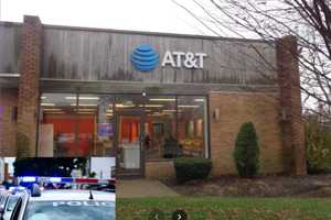 Burglar Makes Off With Cash From Long Island AT&T Store