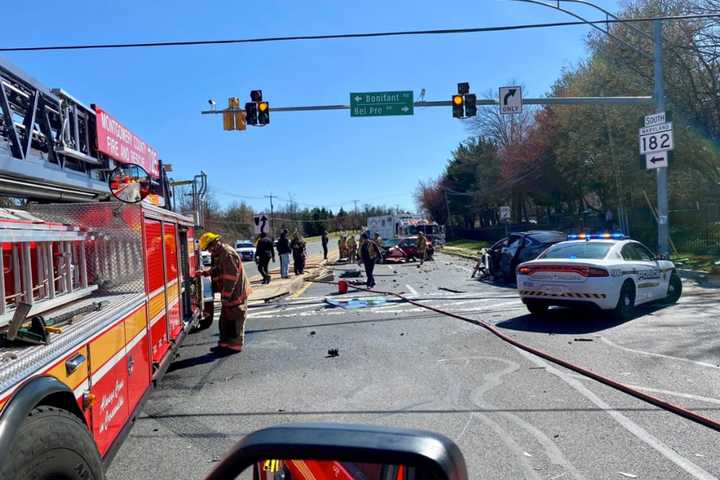 Woman Killed, Man Injured In Montgomery County 2-Car Crash: Police