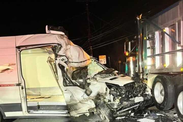 Driver Hospitalized Following 3-Vehicle Crash In Bethesda