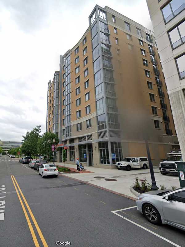 Police ID Man Killed In Navy Yard Easter Sunday Apartment Shooting In DC