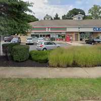 <p>7-Eleven at&nbsp;710 Bestgate Road in Annapolis</p>